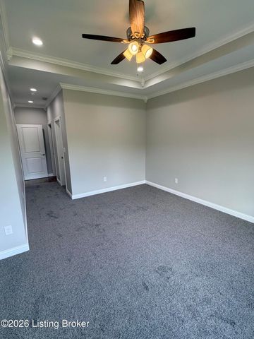 7509 Pavilion Park Rd, Louisville, KY 40214
