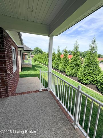 7509 Pavilion Park Rd, Louisville, KY 40214