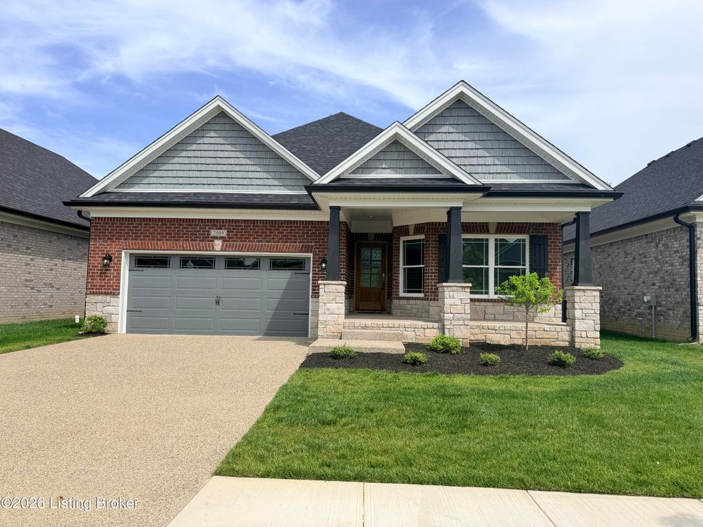 7509 Pavilion Park Rd, Louisville, KY 40214
