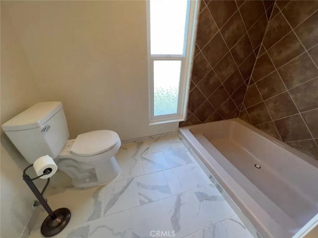 22860 Wind Song, Canyon Lake, CA 92587