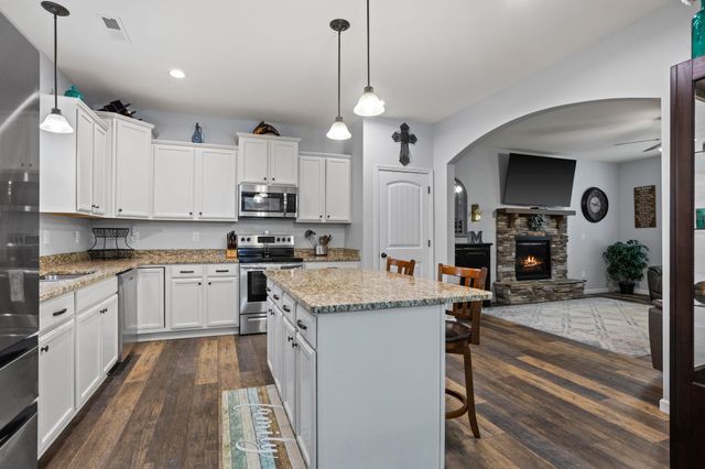 31 Lyman Lake Road, Lyman, SC 29365