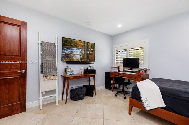 13260 SW 96th St, Miami, FL 33186