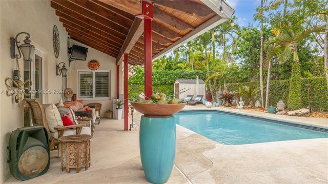 13260 SW 96th St, Miami, FL 33186