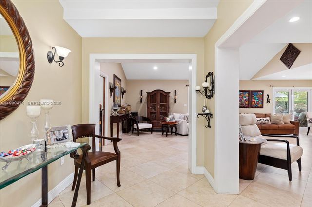 13260 SW 96th St, Miami, FL 33186