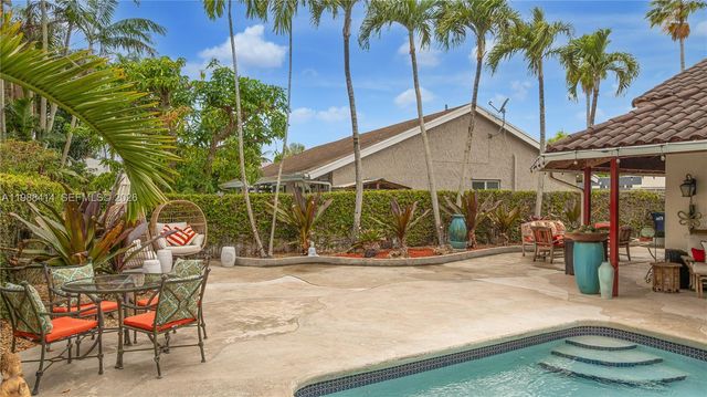 13260 SW 96th St, Miami, FL 33186