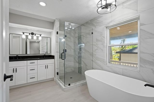 284 Hackberry Street, Trinity, TX 75862