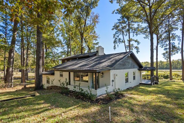 284 Hackberry Street, Trinity, TX 75862