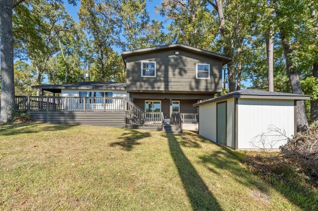 284 Hackberry Street, Trinity, TX 75862