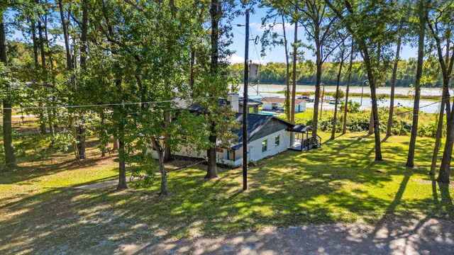 284 Hackberry Street, Trinity, TX 75862