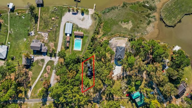 284 Hackberry Street, Trinity, TX 75862