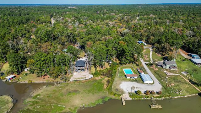 284 Hackberry Street, Trinity, TX 75862