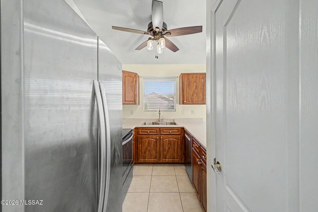 1691 W Camino Acierto, Sahuarita, AZ 85629