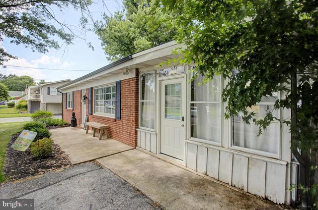 55 CLEARVIEW LN, Biglerville, PA 17307