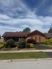 16752 S Luella Avenue S, South Holland, IL 60473