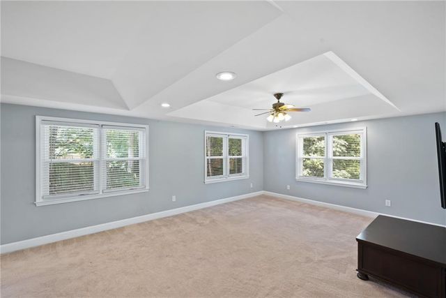 2724 Still Farms Place, Lawrenceville, GA 30043