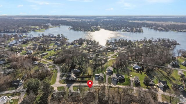 319 Mill Springs, Fillmore, IN 46128