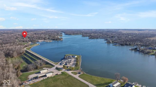 319 Mill Springs, Fillmore, IN 46128