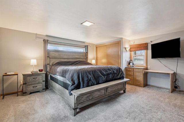 3811 Hillside Drive, Cedar Falls, IA 50613