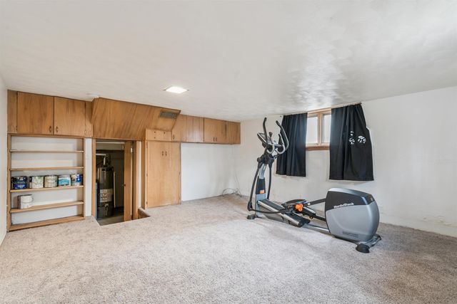 3811 Hillside Drive, Cedar Falls, IA 50613