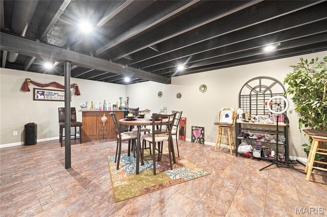 5412 Priorybrook Road, Black Jack, MO 63033