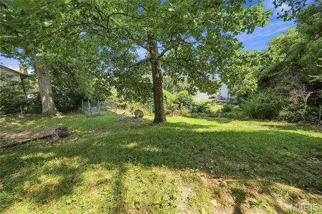 5412 Priorybrook Road, Black Jack, MO 63033