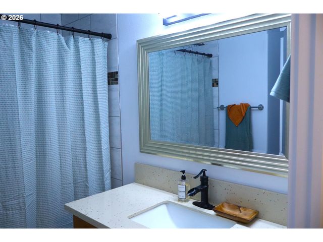7413 Ne 129TH Ave, Vancouver, WA 98682
