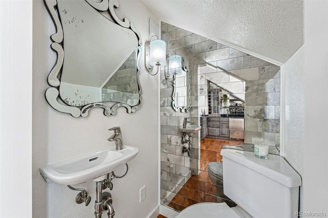 918 Ivanhoe Street, Denver, CO 80220