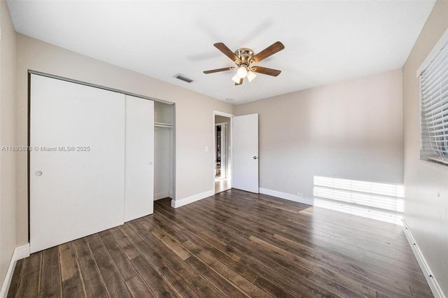 3589 Island Rd, Palm Beach Gardens, FL 33410