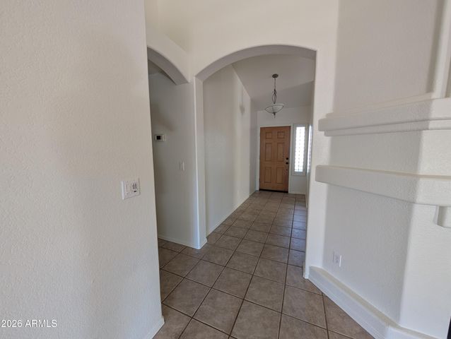 8918 W PARADISE Lane, Peoria, AZ 85382