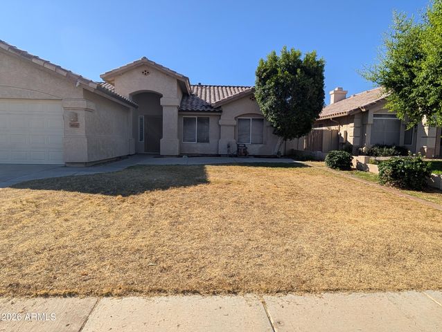 8918 W PARADISE Lane, Peoria, AZ 85382