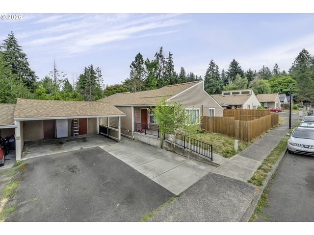 1426 Village Park Pl, West Linn, OR 97068