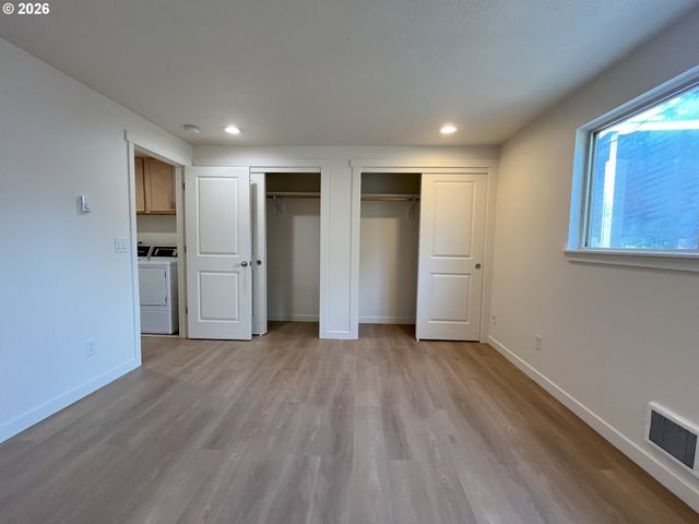 1426 Village Park Pl, West Linn, OR 97068