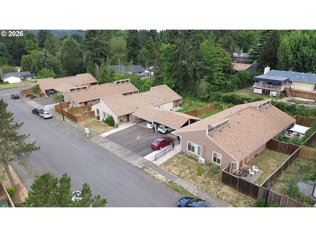 1426 Village Park Pl, West Linn, OR 97068