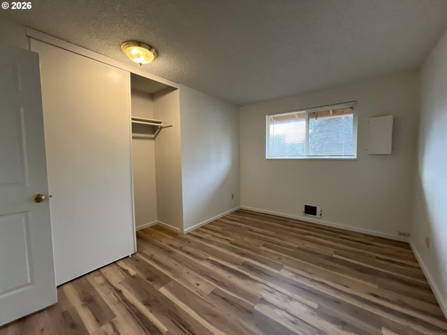 1426 Village Park Pl, West Linn, OR 97068