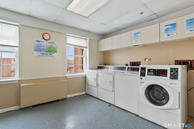 59 Courtland Avenue APT 2T, Stamford, CT 06902