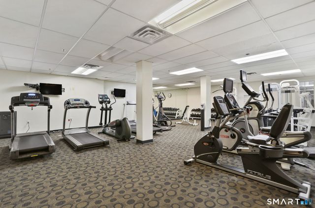 59 Courtland Avenue APT 2T, Stamford, CT 06902