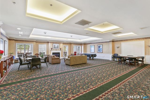 59 Courtland Avenue APT 2T, Stamford, CT 06902