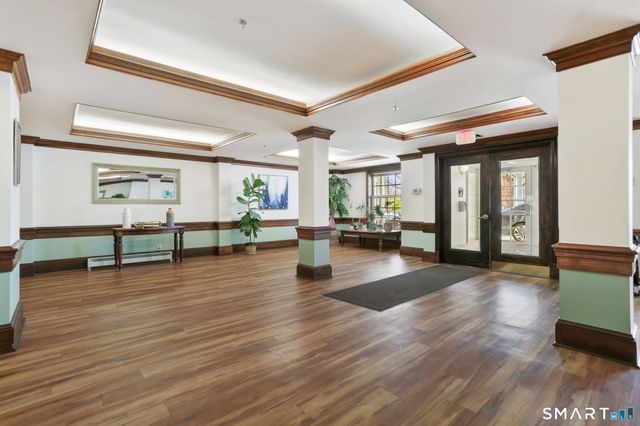 59 Courtland Avenue APT 2T, Stamford, CT 06902