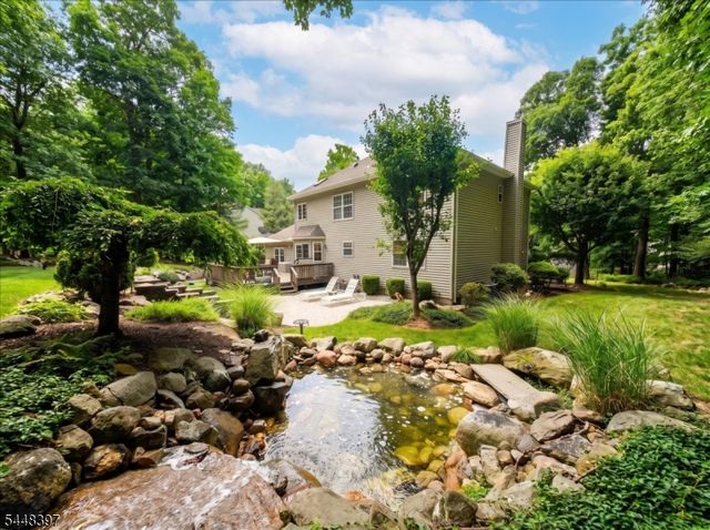 14 Fieldstone Trl, Byram Twp., NJ 07871