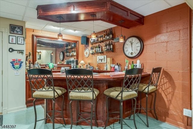 14 Fieldstone Trl, Byram Twp., NJ 07871