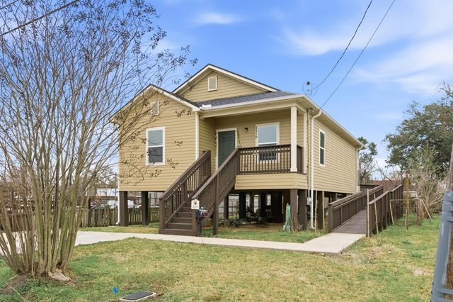 2510 Avenue A, Port Arthur, TX 77642