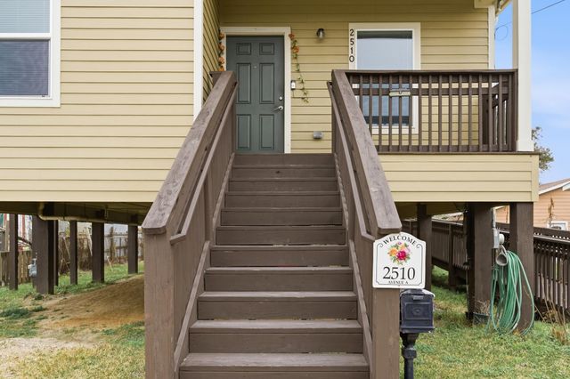 2510 Avenue A, Port Arthur, TX 77642