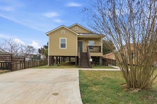 2510 Avenue A, Port Arthur, TX 77642