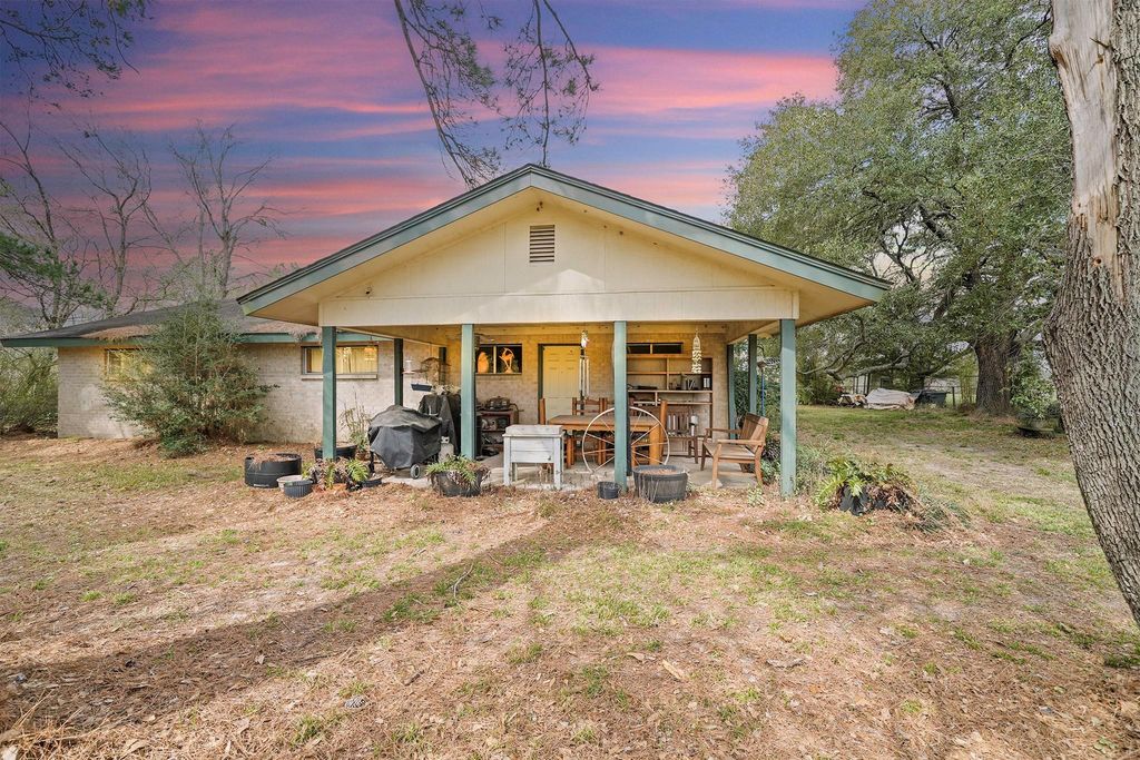 0 West Road, Navasota, TX 77868