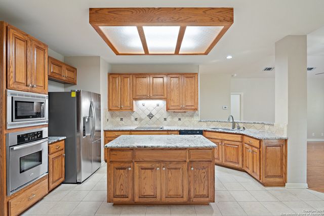 17314 Fountain Bluff, San Antonio, TX 78248