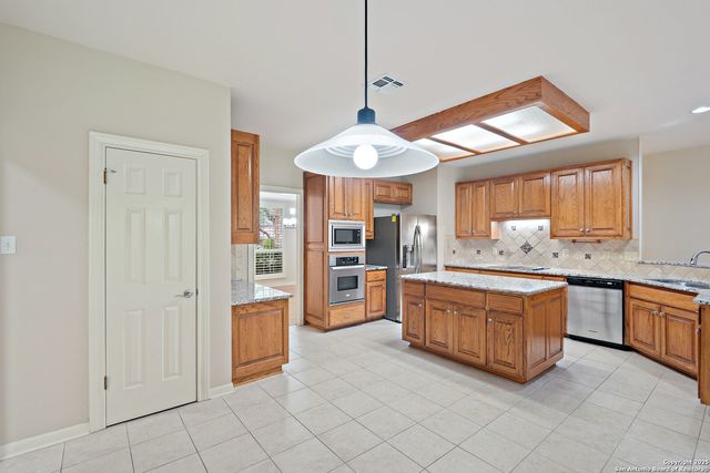 17314 Fountain Bluff, San Antonio, TX 78248