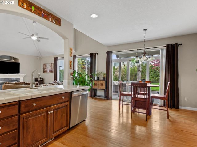 14004 Nw 27TH Ave, Vancouver, WA 98685