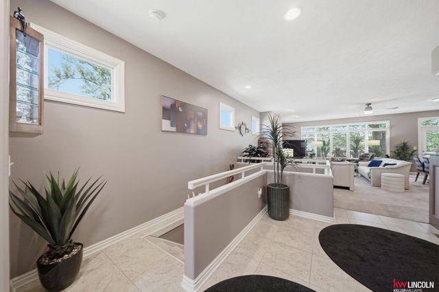 2932 Park Place Court, Lincoln, NE 68506