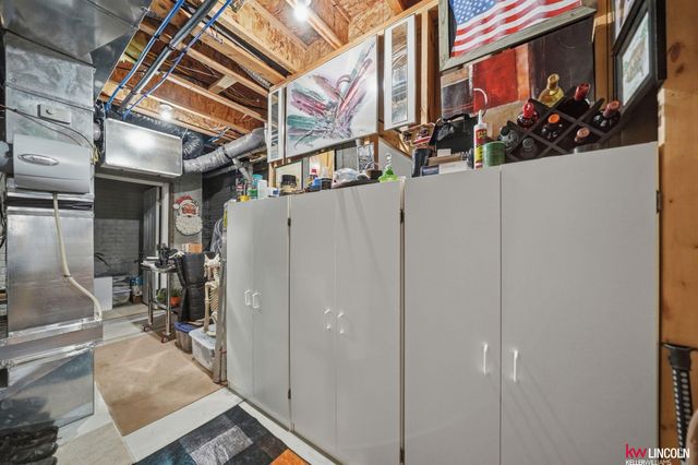 2932 Park Place Court, Lincoln, NE 68506