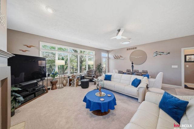 2932 Park Place Court, Lincoln, NE 68506